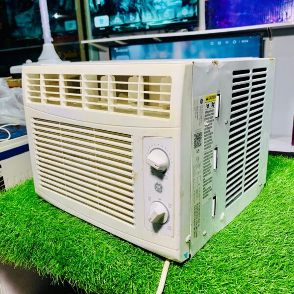 0.5 Ton Imported Window Ac 110V (A+ Condition 9/10) - Image 2